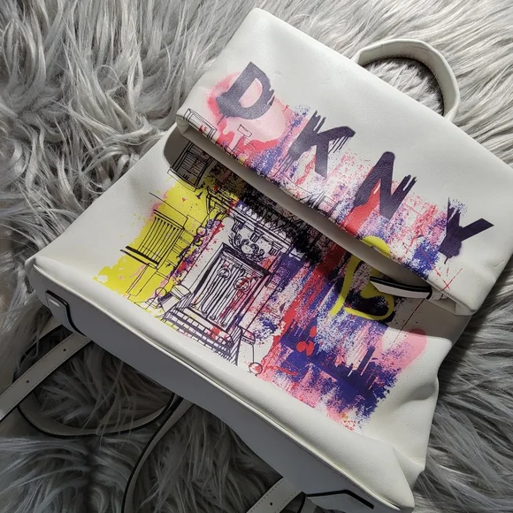 Dkny | Bags | Dkny Tilly Backpack In Excellent Condition  display picture 2